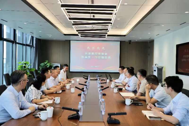 9月12日董事長張震生帶領核心管理團隊到訪熱聯(lián)集團交流學習